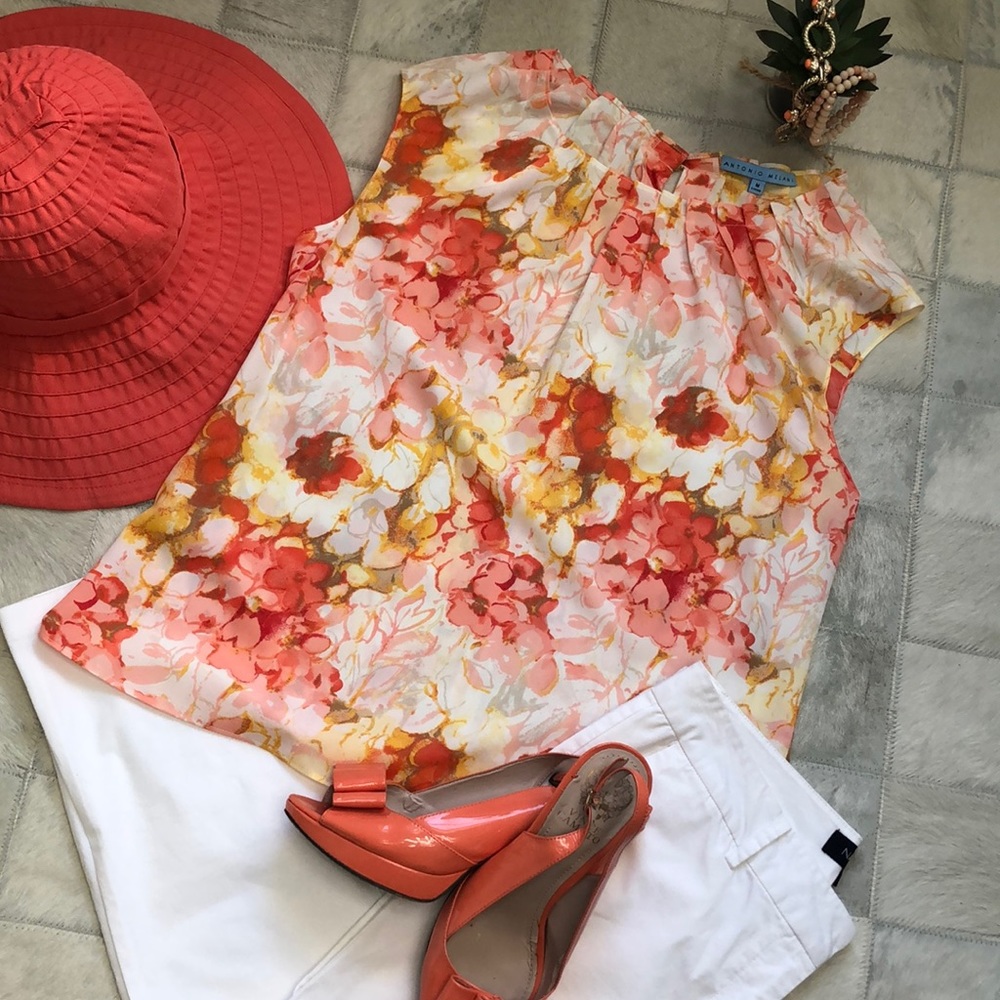 NEW💖Antonio Melani Top M - Brand New, Pop of Color